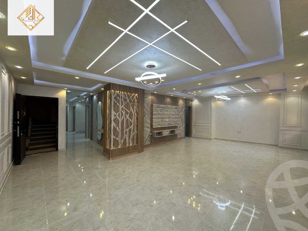 https://aqarmap.com.eg/en/listing/6238462-for-sale-cairo-dokki-mohey-el-din-abo-el-ezz