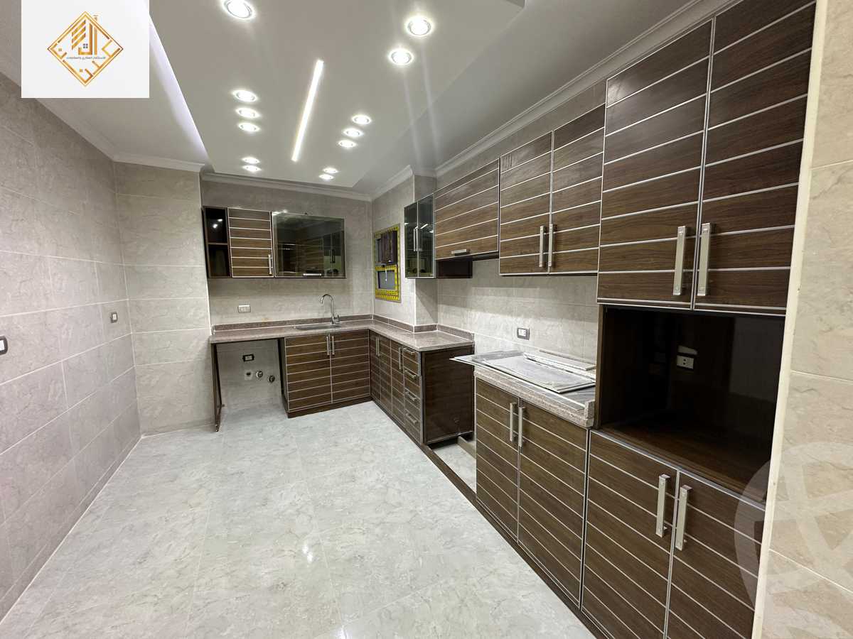 https://aqarmap.com.eg/en/listing/6238462-for-sale-cairo-dokki-mohey-el-din-abo-el-ezz