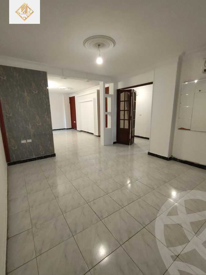 https://aqarmap.com.eg/en/listing/6421749-for-sale-cairo-dokki-mohey-el-din-abo-el-ezz