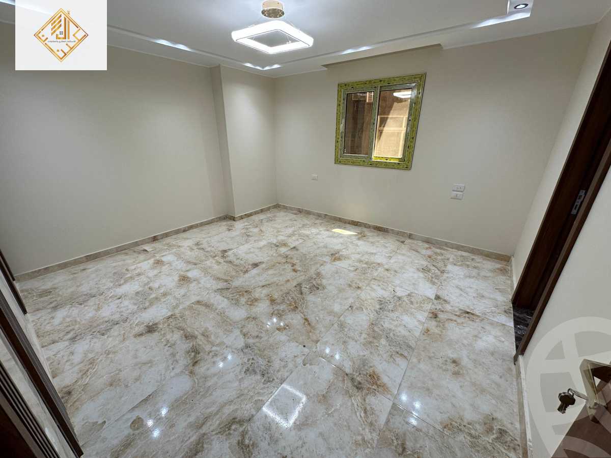 https://aqarmap.com.eg/ar/listing/6591460-for-sale-cairo-dokki-el-batal-ahmed-abd-el-aziz