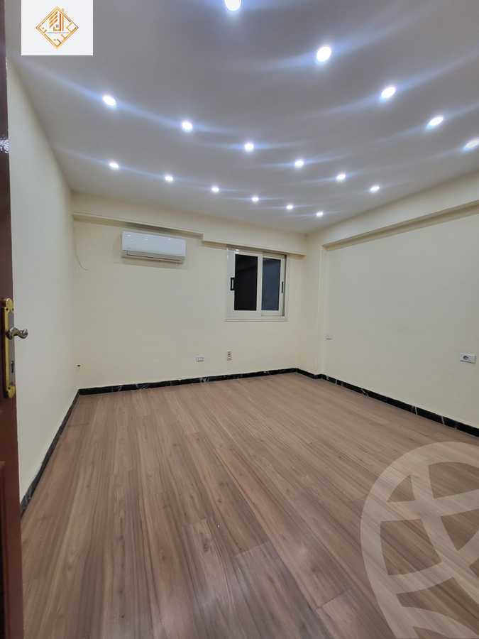 https://aqarmap.com.eg/en/listing/6608197-for-sale-cairo-dokki-mohey-el-din-abo-el-ezz
