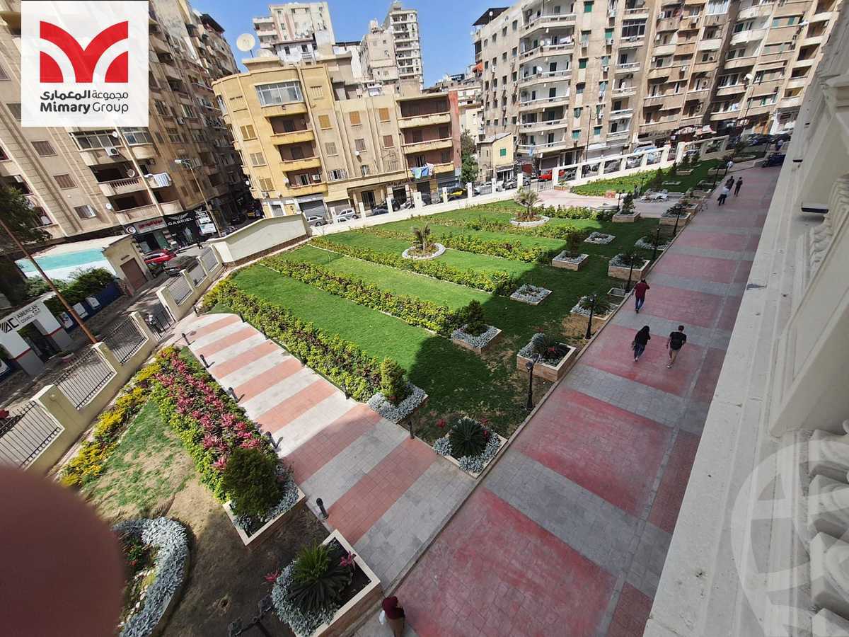 https://aqarmap.com.eg/ar/listing/3876315-for-sale-alexandria-bolekly-abdel-hamid-al-abdi-st