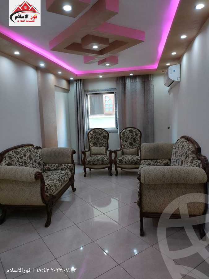 https://aqarmap.com.eg/ar/listing/4909310-for-rent-cairo-el-haram-kyrw-mwl