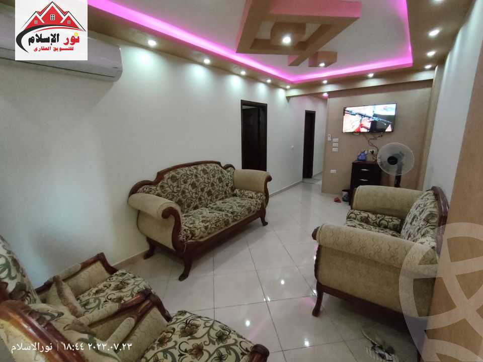 https://aqarmap.com.eg/ar/listing/4909310-for-rent-cairo-el-haram-kyrw-mwl