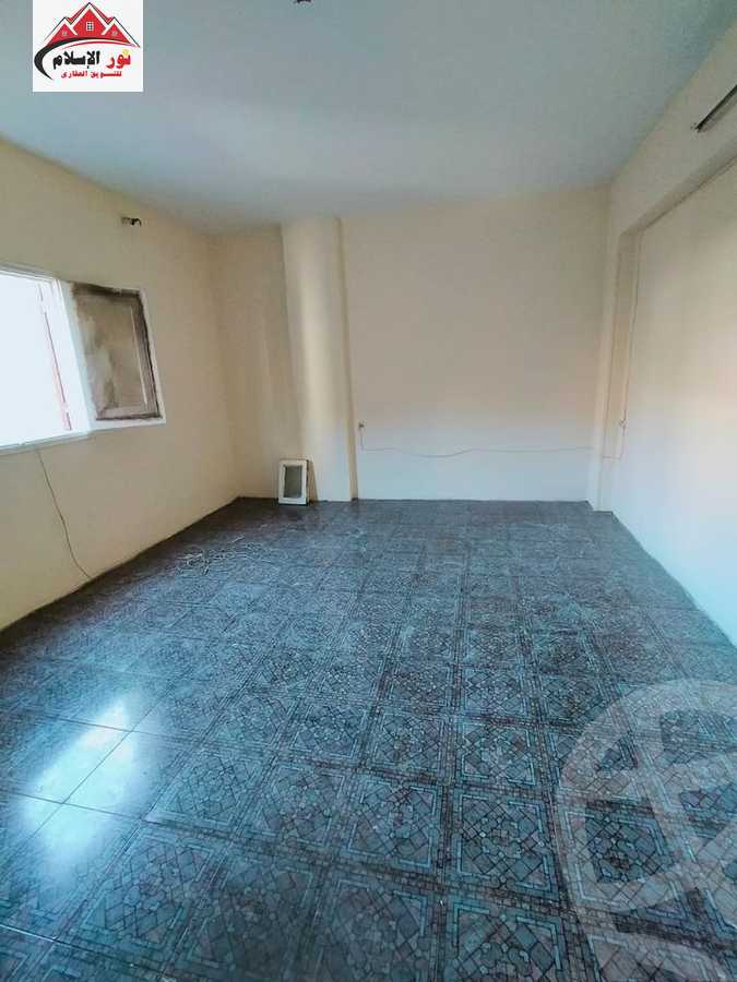 https://aqarmap.com.eg/ar/listing/4997607-for-rent-cairo-el-haram-kyrw-mwl