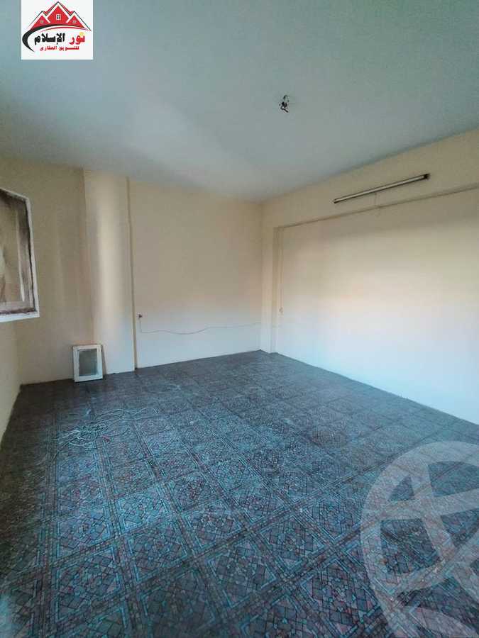 https://aqarmap.com.eg/ar/listing/5032362-for-rent-cairo-el-haram-kyrw-mwl