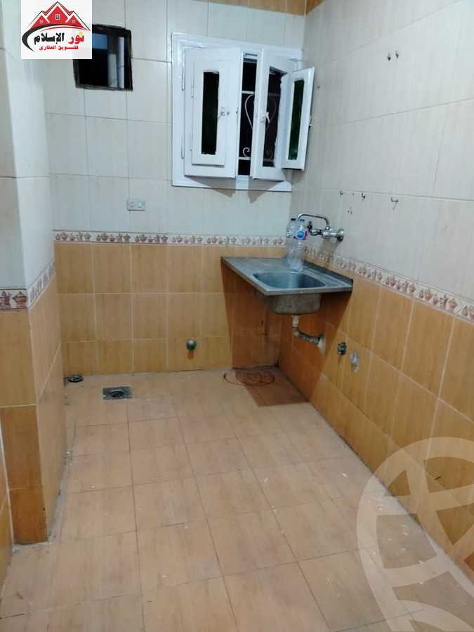 https://aqarmap.com.eg/en/listing/5384602-for-rent-cairo-el-haram-kyrw-mwl