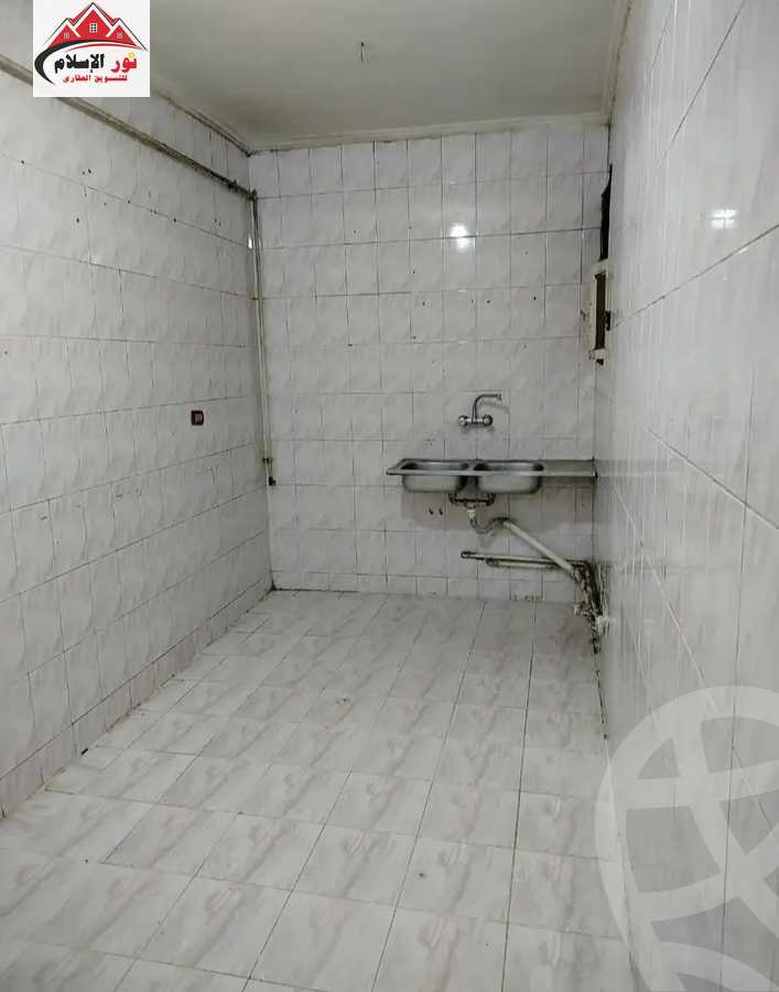 https://aqarmap.com.eg/en/listing/5395355-for-rent-cairo-el-haram-kyrw-mwl