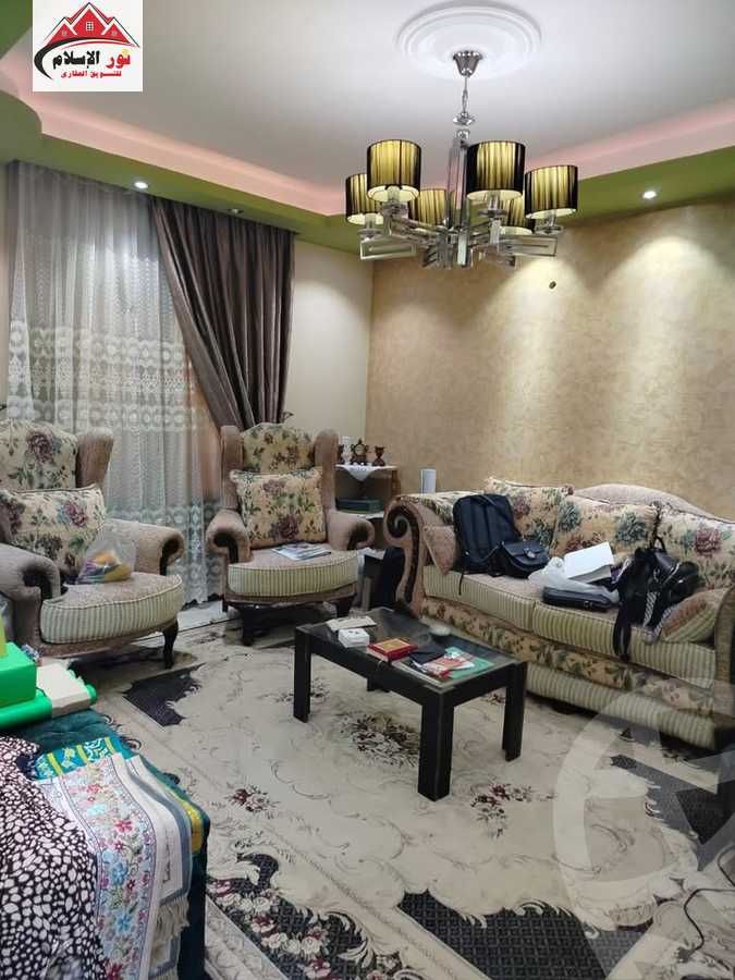 https://aqarmap.com.eg/en/listing/5590147-for-sale-cairo-el-haram-shareaa-el-haram