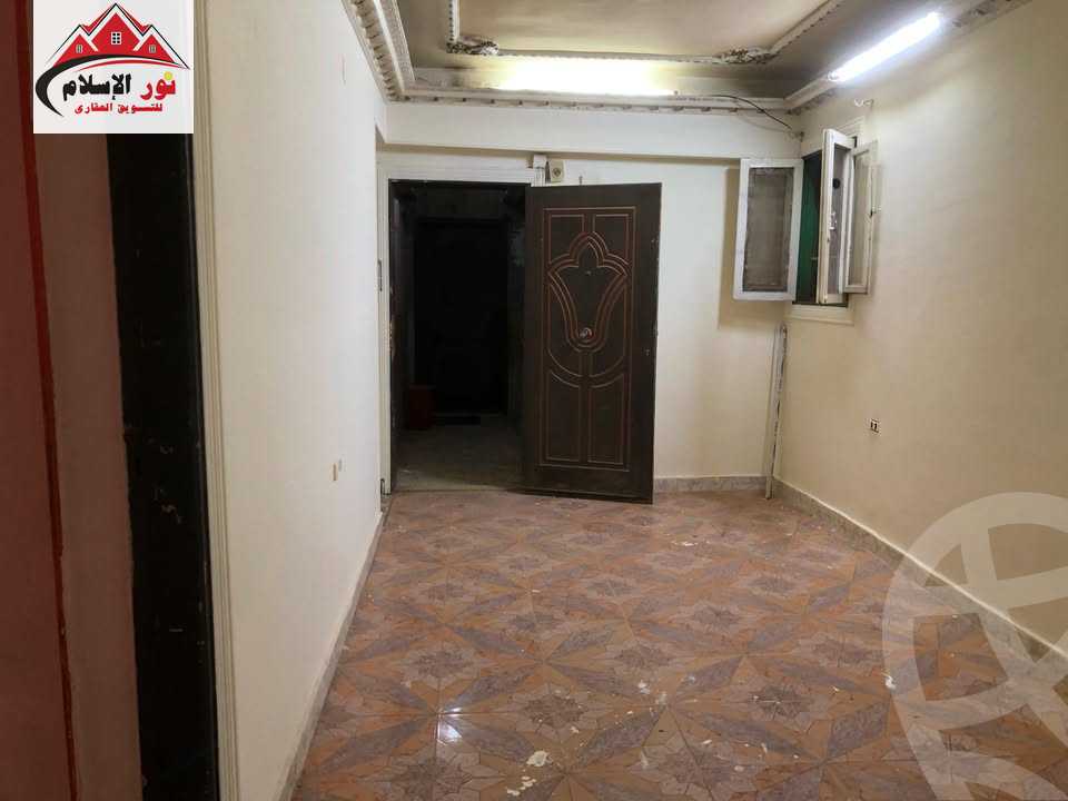 https://aqarmap.com.eg/en/listing/5836904-for-rent-cairo-el-haram-kyrw-mwl