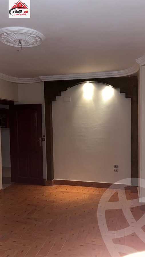 https://aqarmap.com.eg/en/listing/5855223-for-sale-cairo-el-haram-madkor