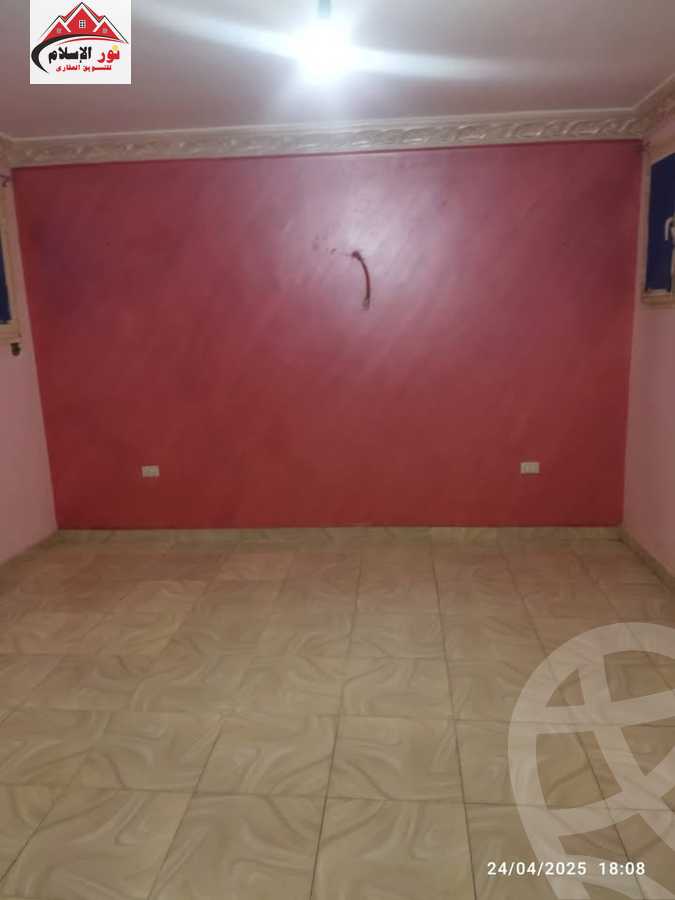 https://aqarmap.com.eg/en/listing/5896589-for-rent-cairo-el-haram-shareaa-khatem-el-morsalen