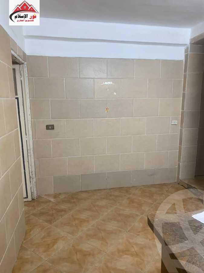 https://aqarmap.com.eg/en/listing/6105529-for-rent-cairo-el-haram-kyrw-mwl
