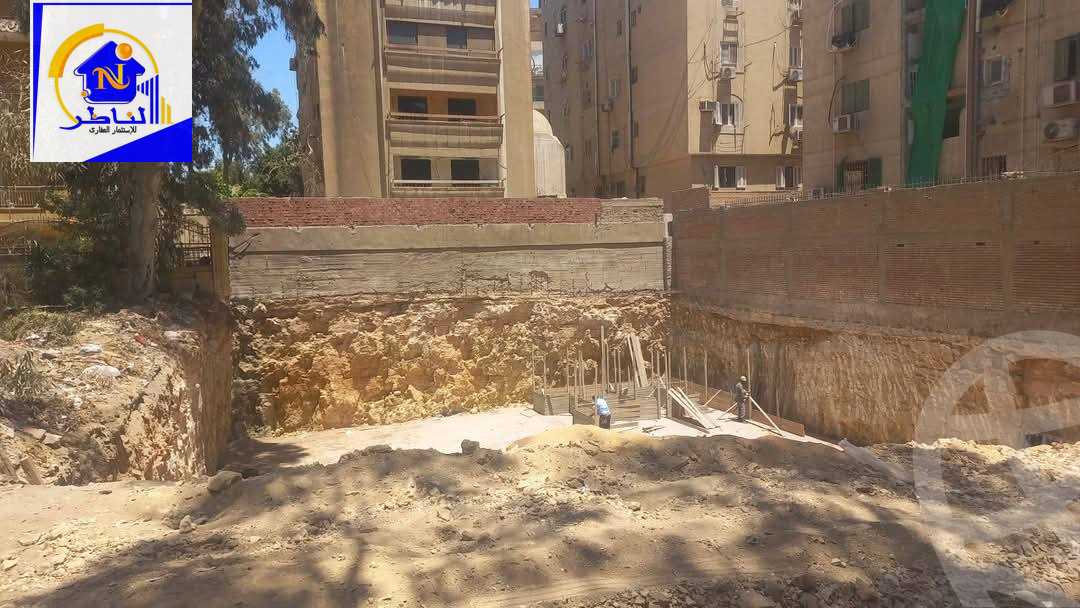 https://aqarmap.com.eg/en/listing/5932642-for-sale-cairo-mokattam-lhdb-l-ly-el-naforah-square