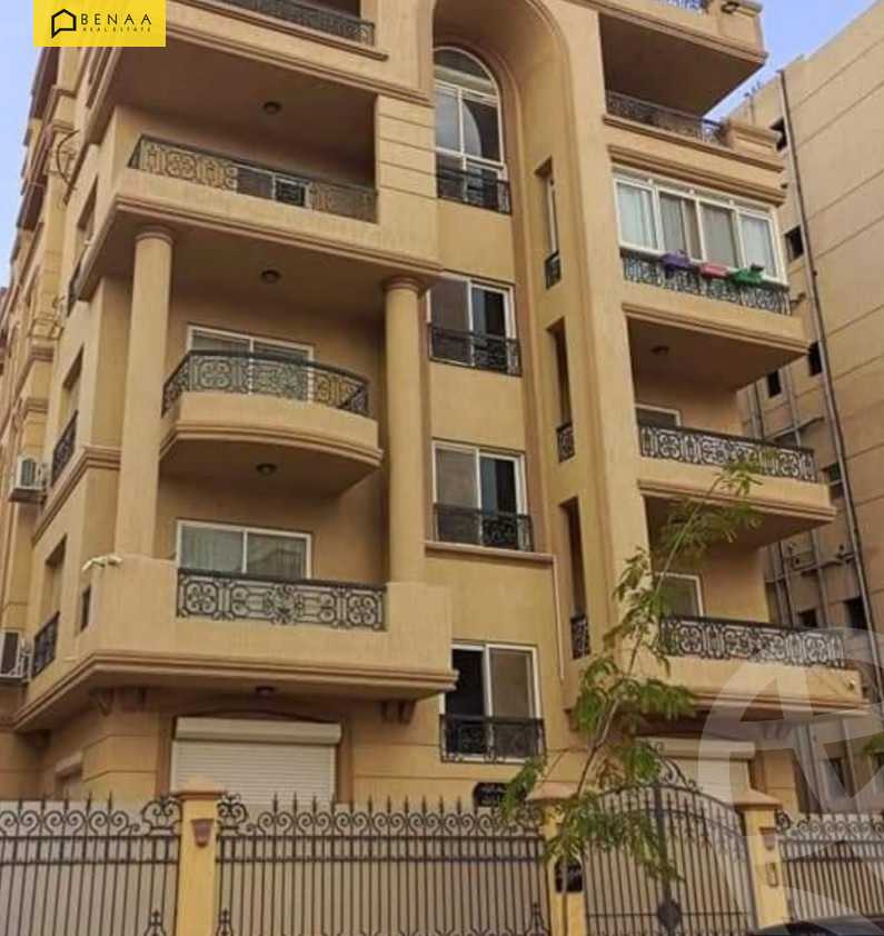 https://aqarmap.com.eg/ar/listing/4005812-for-sale-cairo-6th-of-october-el-ahyaa-neighborhood-4th-school-st
