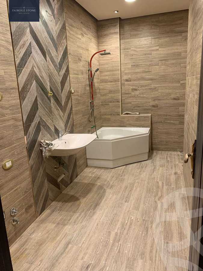 https://aqarmap.com.eg/ar/listing/3604557-for-sale-cairo-new-cairo-ltjm-lkhms-el-ahyaa-second-neighborhood-street-66