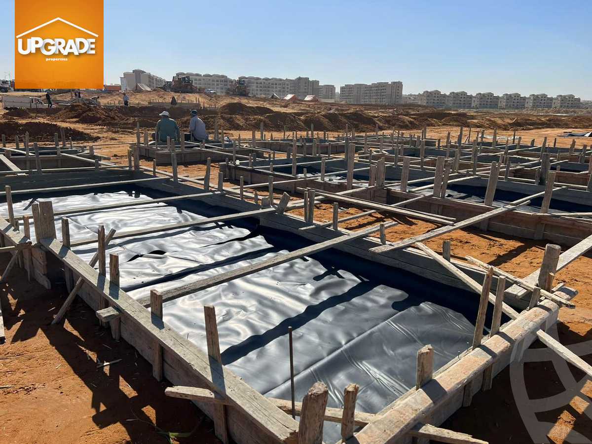 https://aqarmap.com.eg/en/listing/4229399-for-sale-cairo-new-cairo-lmstqbl-syty-compounds-kmbwnd-mwnty-nbwlywny-rybwrtj-l-qry