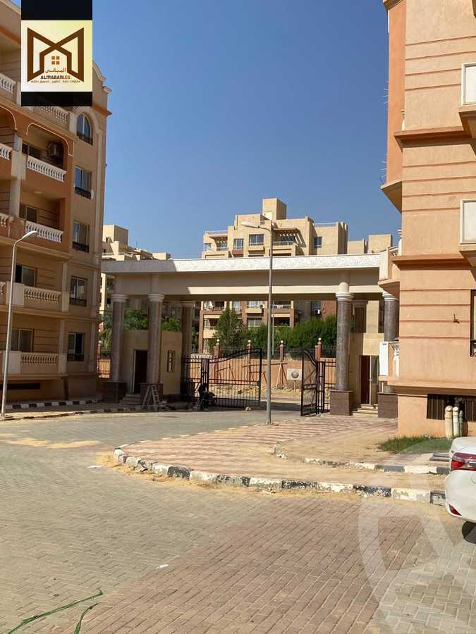 https://aqarmap.com.eg/en/listing/4055228-for-sale-cairo-el-sheikh-zayed-city-compounds-in-sheikh-zayed-el-karma-4