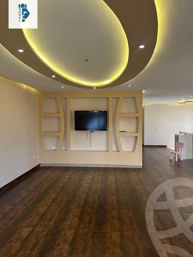 https://aqarmap.com.eg/ar/listing/6243985-for-sale-cairo-nasr-city-8th-zone-ahmed-el-khashab-s