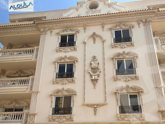 https://aqarmap.com.eg/en/listing/4921308-for-sale-cairo-el-sheikh-zayed-city-bait-el-watan