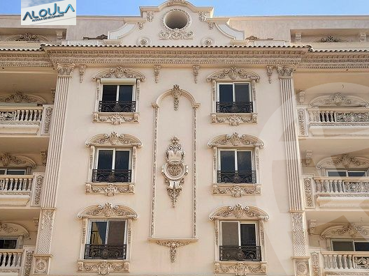 https://aqarmap.com.eg/en/listing/4921308-for-sale-cairo-el-sheikh-zayed-city-bait-el-watan
