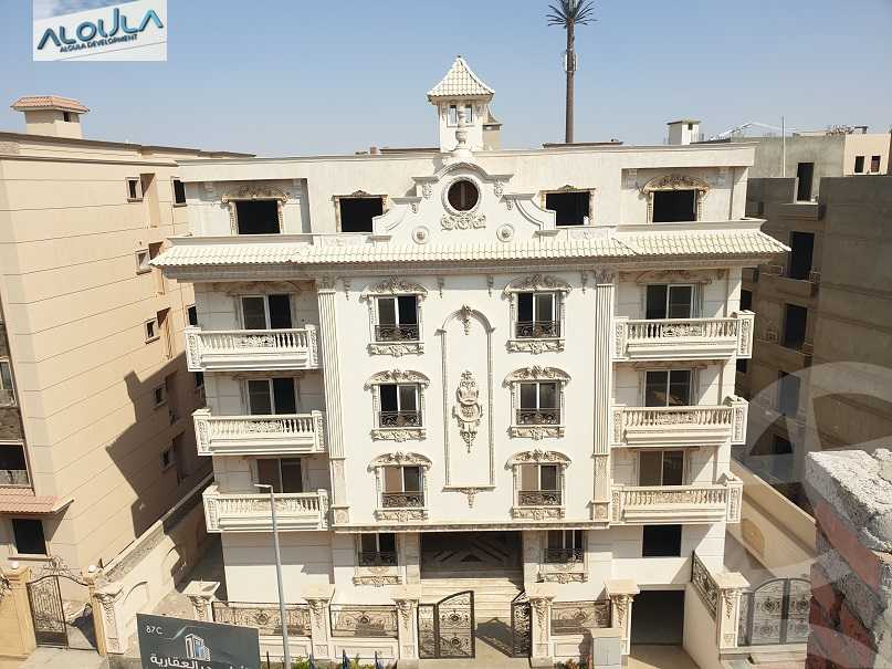 https://aqarmap.com.eg/ar/listing/3938910-for-sale-cairo-el-sheikh-zayed-city-bait-el-watan