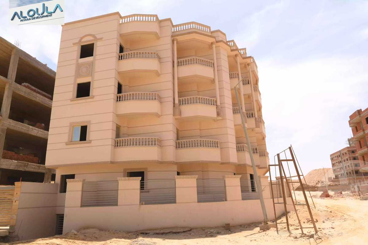 https://aqarmap.com.eg/ar/listing/4921447-for-sale-cairo-el-sheikh-zayed-city-bait-el-watan