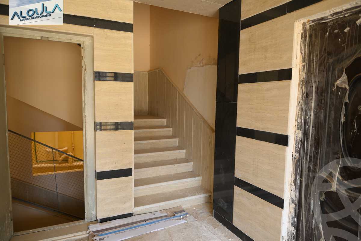 https://aqarmap.com.eg/en/listing/5373944-for-sale-cairo-el-sheikh-zayed-city-compounds-zayed-heights-compound