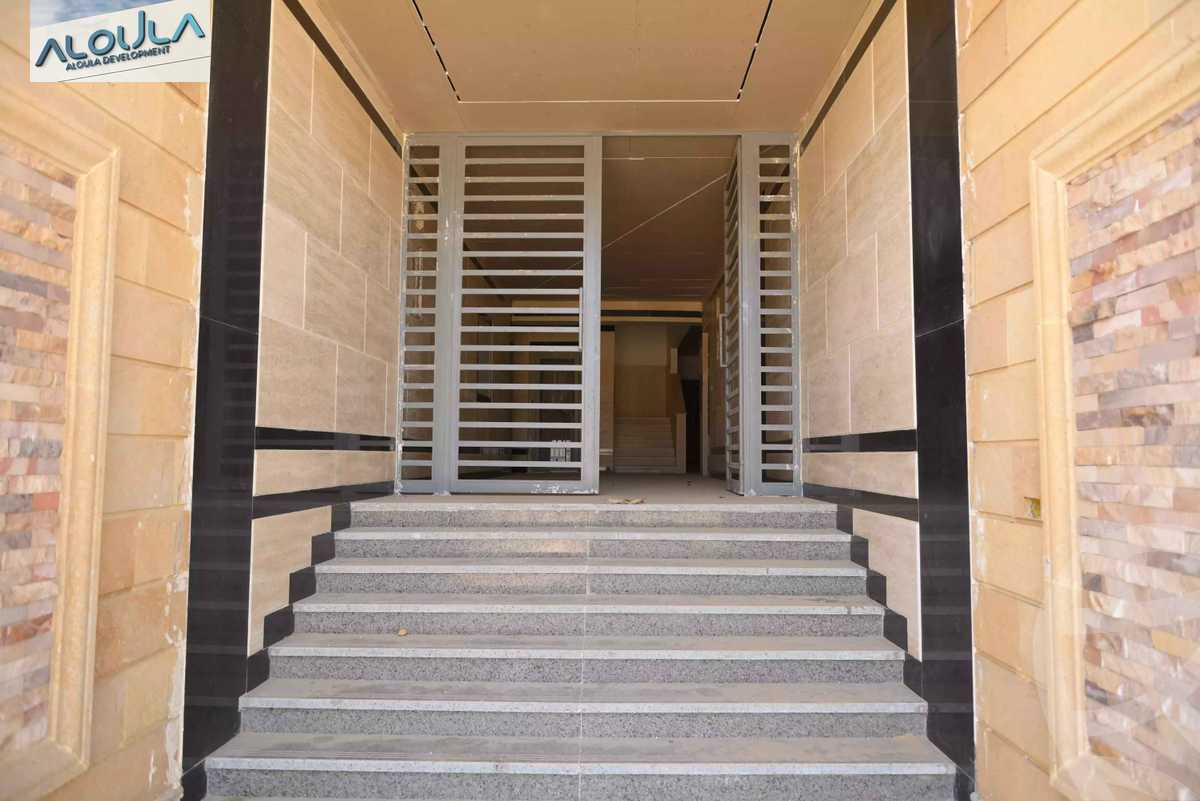https://aqarmap.com.eg/en/listing/5592368-for-sale-cairo-el-sheikh-zayed-city-compounds-zayed-heights-compound