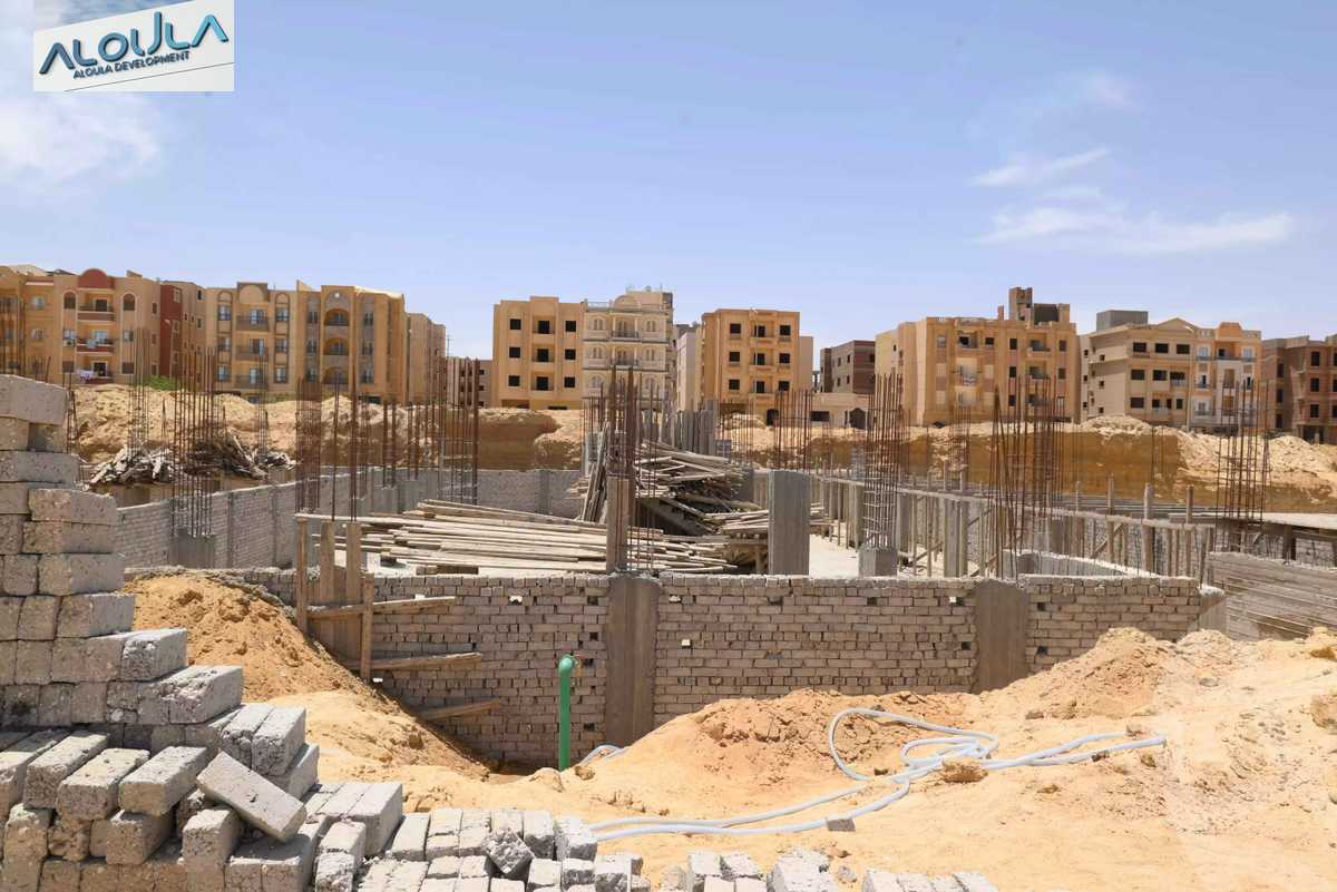 https://aqarmap.com.eg/en/listing/5695362-for-sale-cairo-el-sheikh-zayed-city-compounds