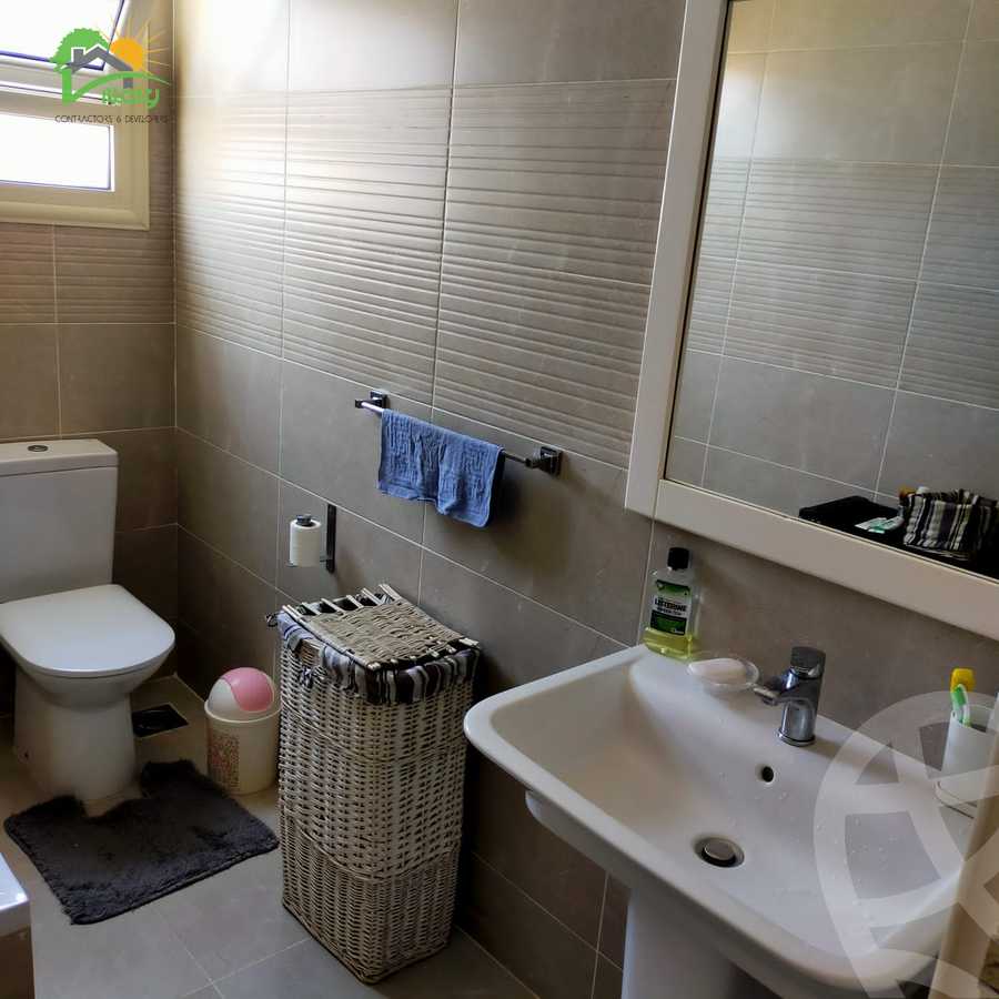 https://aqarmap.com.eg/ar/listing/4142200-for-sale-cairo-new-cairo-ltjm-lkhms-el-ahyaa-fifth-neighborhood-street-17