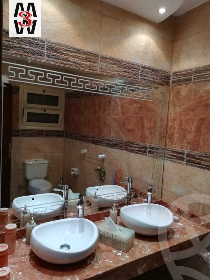 https://aqarmap.com.eg/ar/listing/3615847-for-sale-cairo-new-cairo-sharq-el-akadamiya-mohamed-tawfiq-el-taweel-st