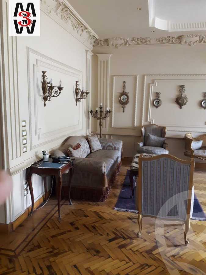 https://aqarmap.com.eg/en/listing/4074681-for-sale-cairo-new-cairo-compounds-moon-valley
