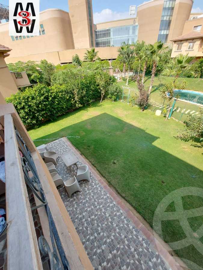 https://aqarmap.com.eg/en/listing/4074681-for-sale-cairo-new-cairo-compounds-moon-valley