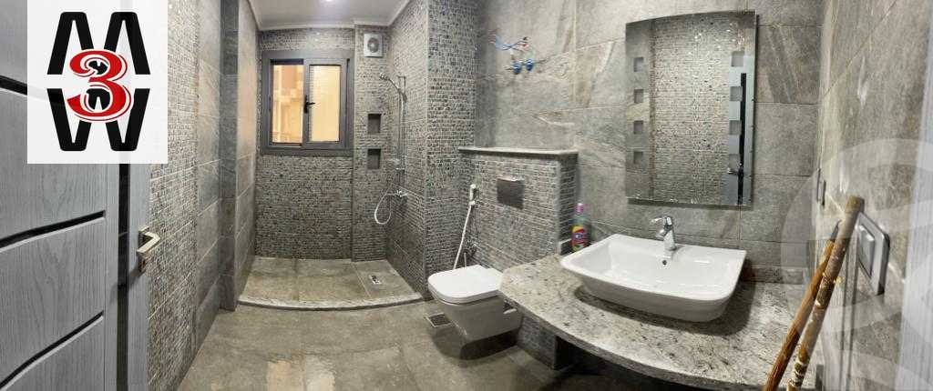 https://aqarmap.com.eg/ar/listing/3677609-for-rent-cairo-new-cairo-compounds-hayati-residence