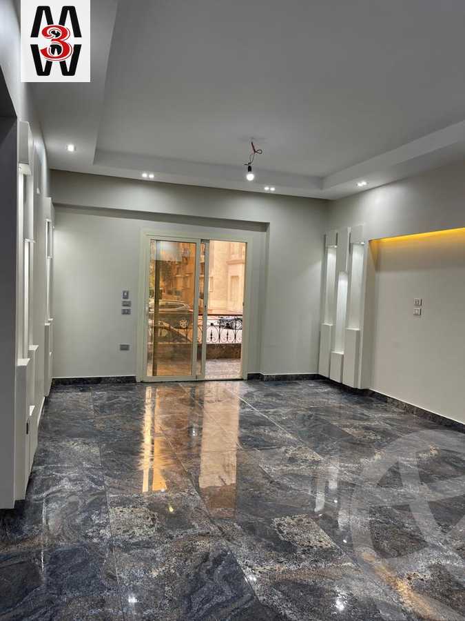 https://aqarmap.com.eg/ar/listing/3677609-for-rent-cairo-new-cairo-compounds-hayati-residence