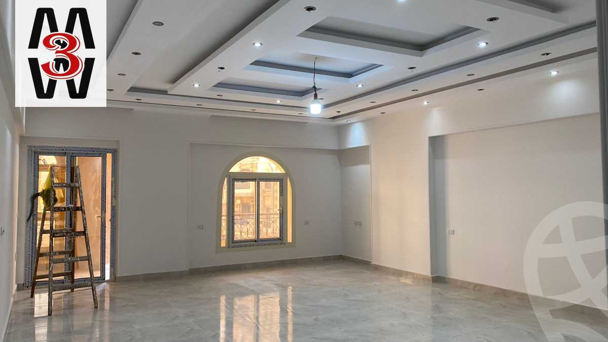 https://aqarmap.com.eg/ar/listing/3827854-for-rent-cairo-new-cairo-compounds-hayati-residence