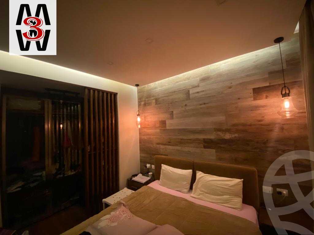 https://aqarmap.com.eg/en/listing/4135182-for-sale-cairo-new-cairo-compounds-hayati-residence