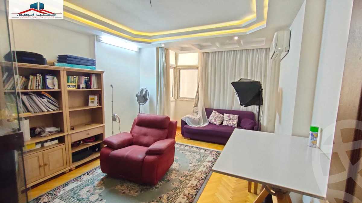 https://aqarmap.com.eg/en/listing/4352089-for-sale-alexandria-zezenia-abd-el-salam-aref-st