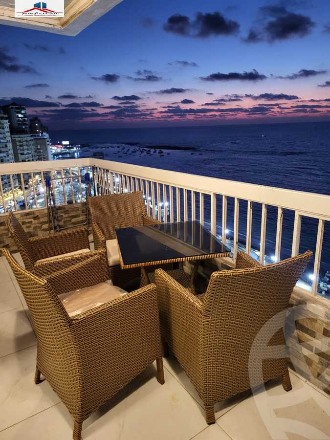 https://aqarmap.com.eg/ar/listing/3723826-for-sale-alexandria-miami-el-gaish-rd-st