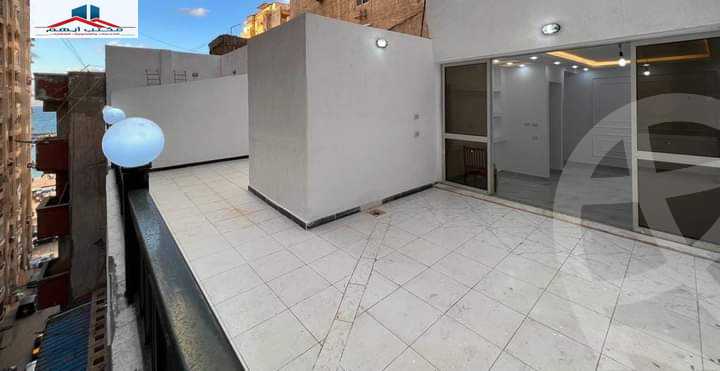 https://aqarmap.com.eg/ar/listing/3740828-for-sale-alex-sidi-beshr-bahri-street-17