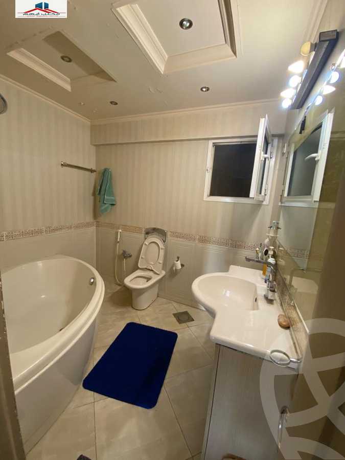 https://aqarmap.com.eg/en/listing/4216974-for-sale-alexandria-zezenia-ibrahim-el-attar-st