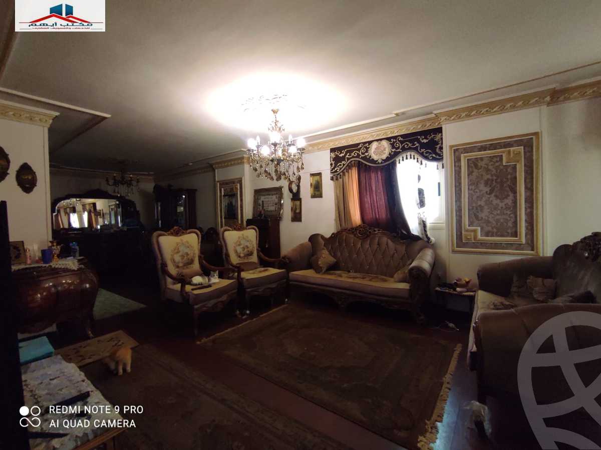 https://aqarmap.com.eg/en/listing/4033996-for-sale-alexandria-sporting-al-bayroni-st
