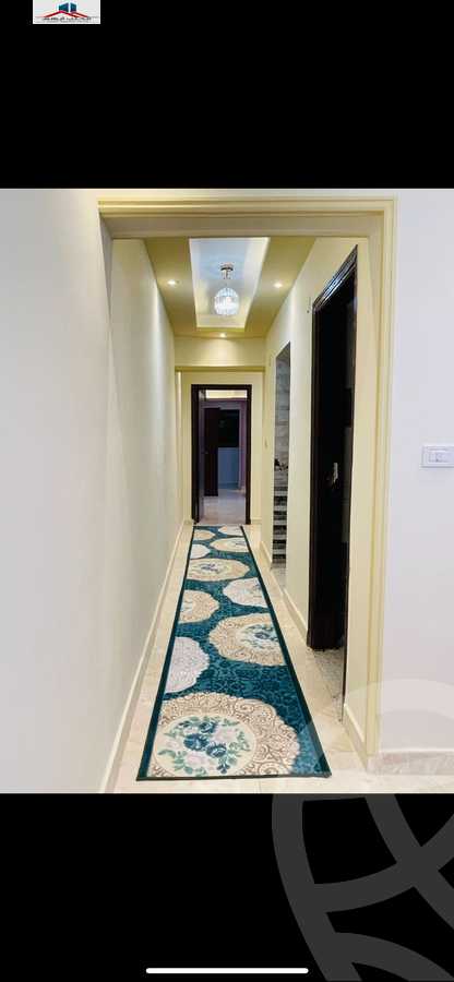 https://aqarmap.com.eg/en/listing/4040982-for-sale-alexandria-el-montazah-mohammed-naguib-square