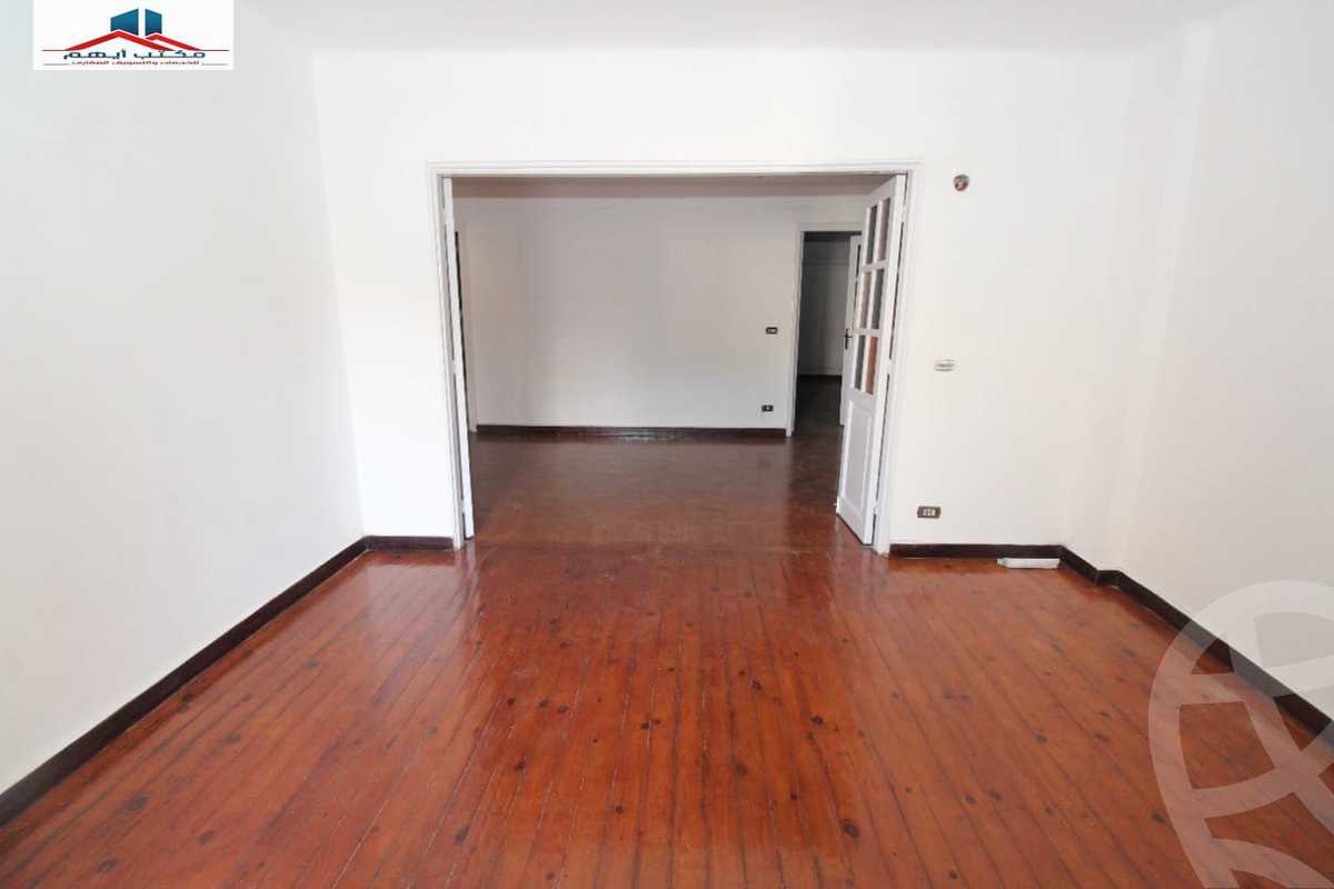 https://aqarmap.com.eg/en/listing/4041005-for-sale-alexandria-kafr-abdo-khaleel-basha-st
