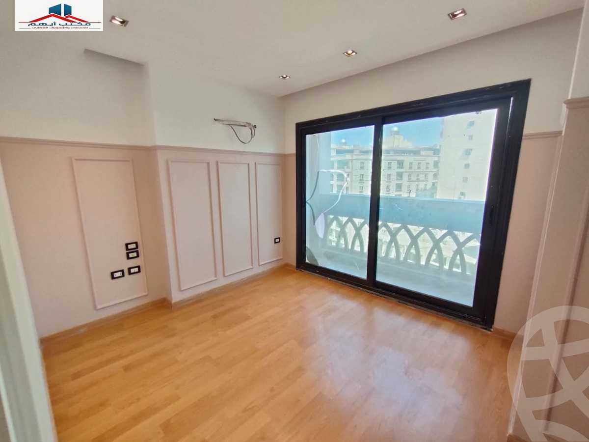 https://aqarmap.com.eg/ar/listing/4062464-for-rent-alexandria-smouha-mohammed-fawzi-moaz-st