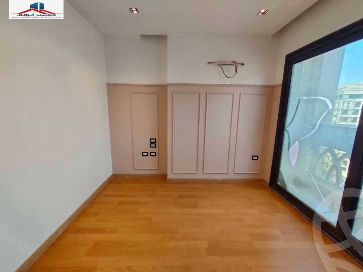 https://aqarmap.com.eg/ar/listing/4062464-for-rent-alexandria-smouha-mohammed-fawzi-moaz-st