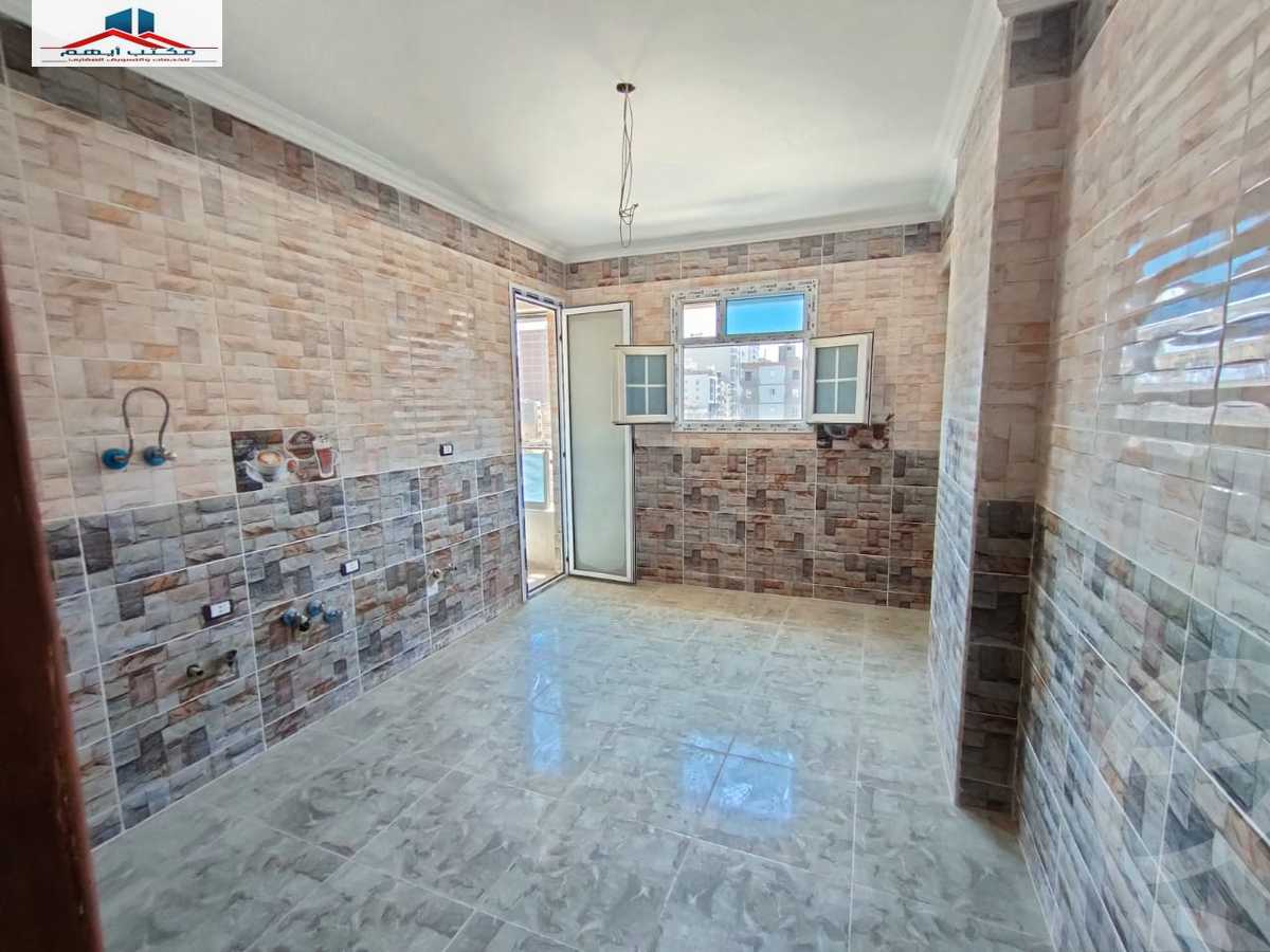 https://aqarmap.com.eg/ar/listing/4069012-for-rent-alexandria-camp-cesar-omar-lotfy-st