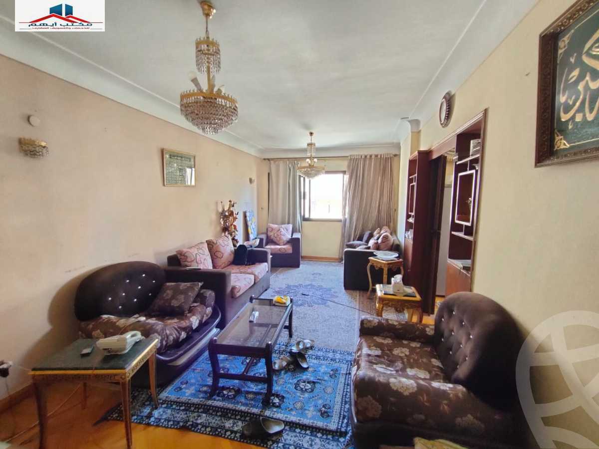 https://aqarmap.com.eg/en/listing/4108599-for-sale-alexandria-kafr-abdo-khaleel-basha-st