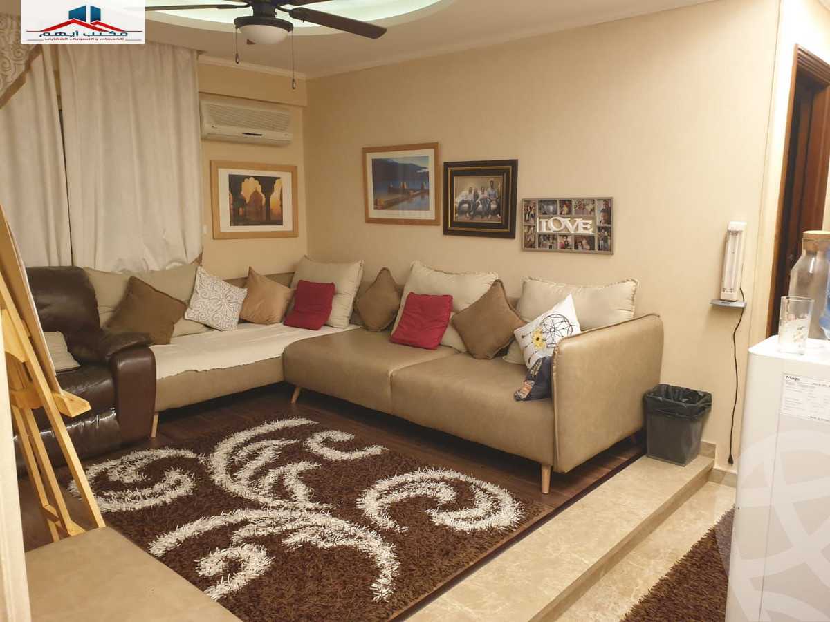 https://aqarmap.com.eg/ar/listing/4113592-for-sale-alexandria-kafr-abdo-sant-square-st